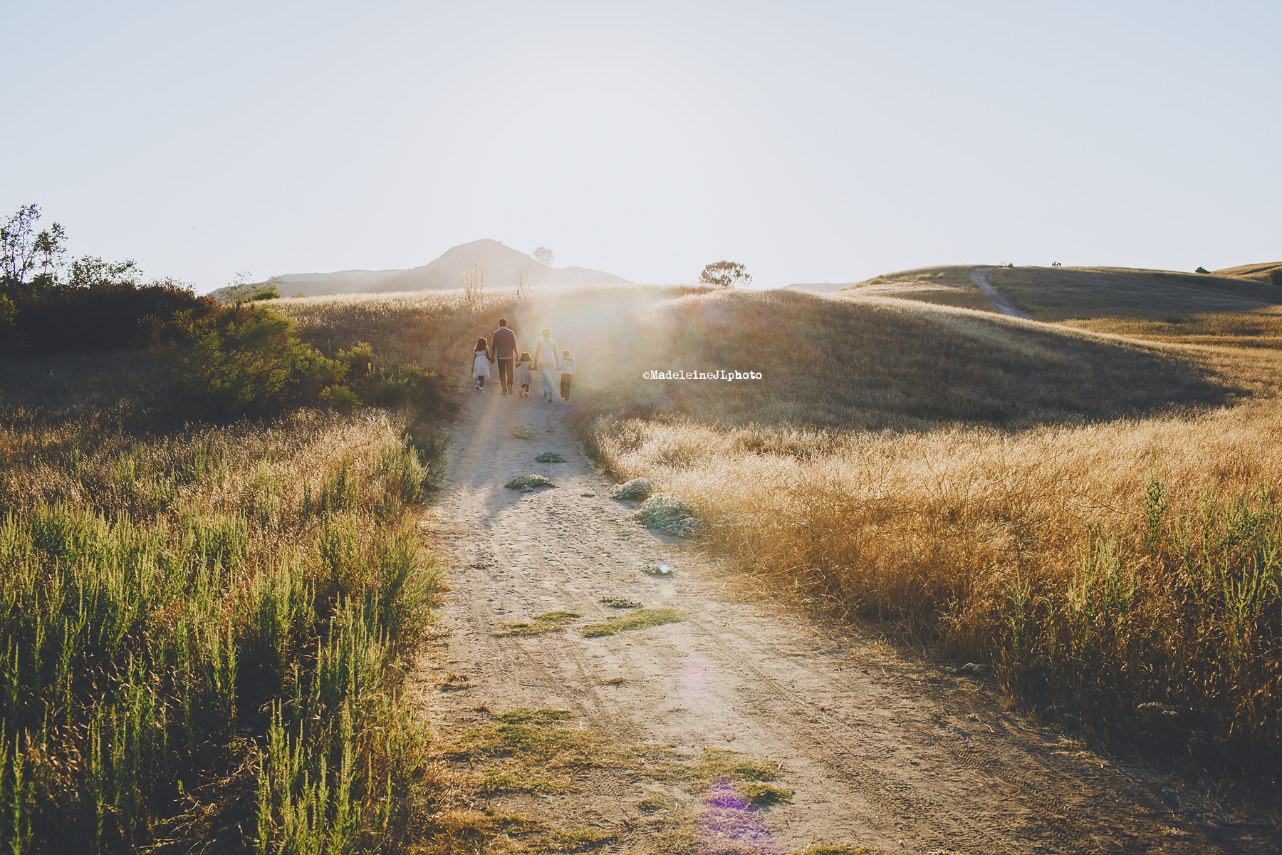 Orange county family session photos photographer. Riley park family session. Los Angeles, San Diego, Inland Empire photographer. Sunflare